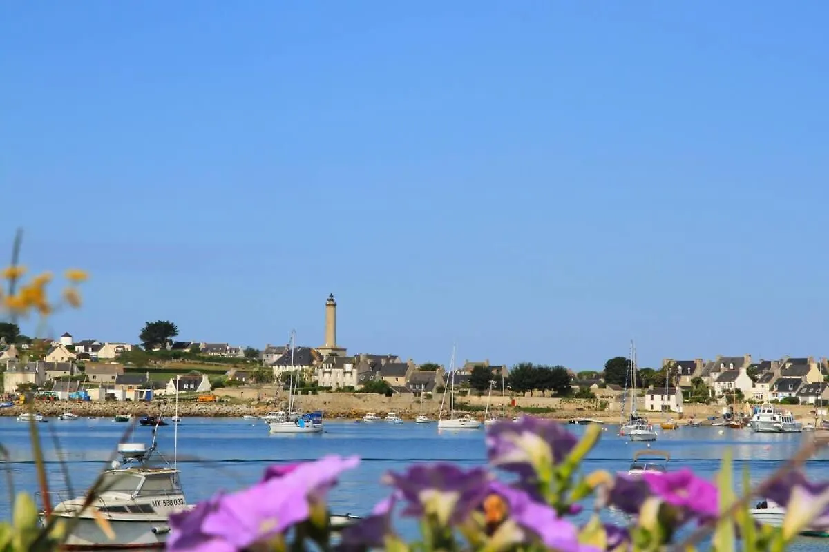 Rhun Izella - Maison Avec Vue Exceptionnelle - Jacuzzi Et Sauna Face A La Mer Plougasnou Holiday home